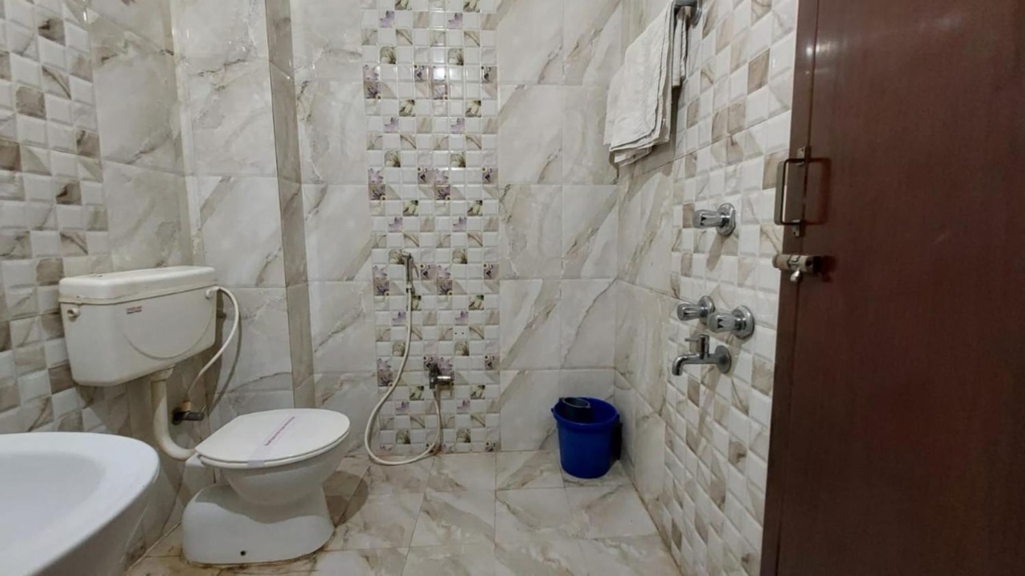 Goroomgo Silicon Residency Puri Near Sea Beach & Temple - Luxurious Room - Lift And Parking Facilities - Best Seller Kültér fotó
