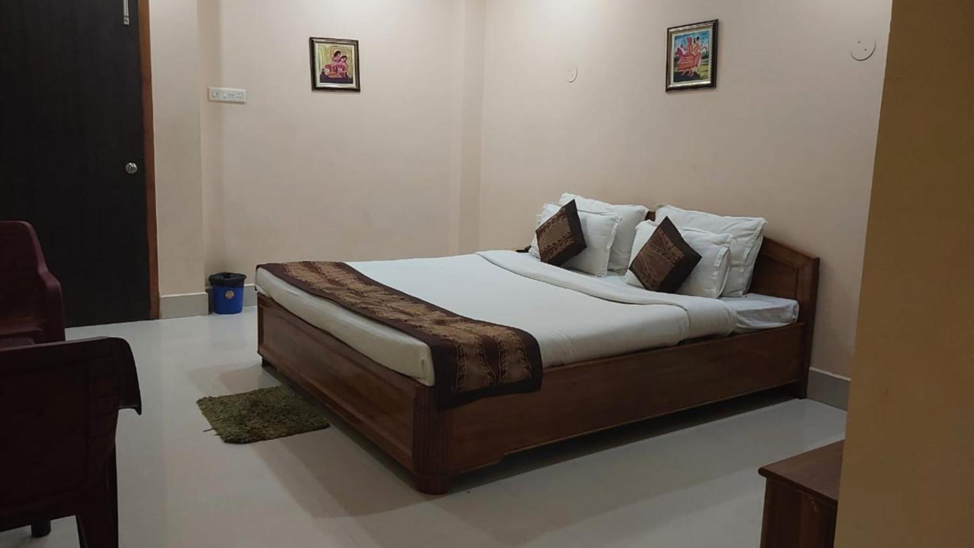 Goroomgo Silicon Residency Puri Near Sea Beach & Temple - Luxurious Room - Lift And Parking Facilities - Best Seller Kültér fotó